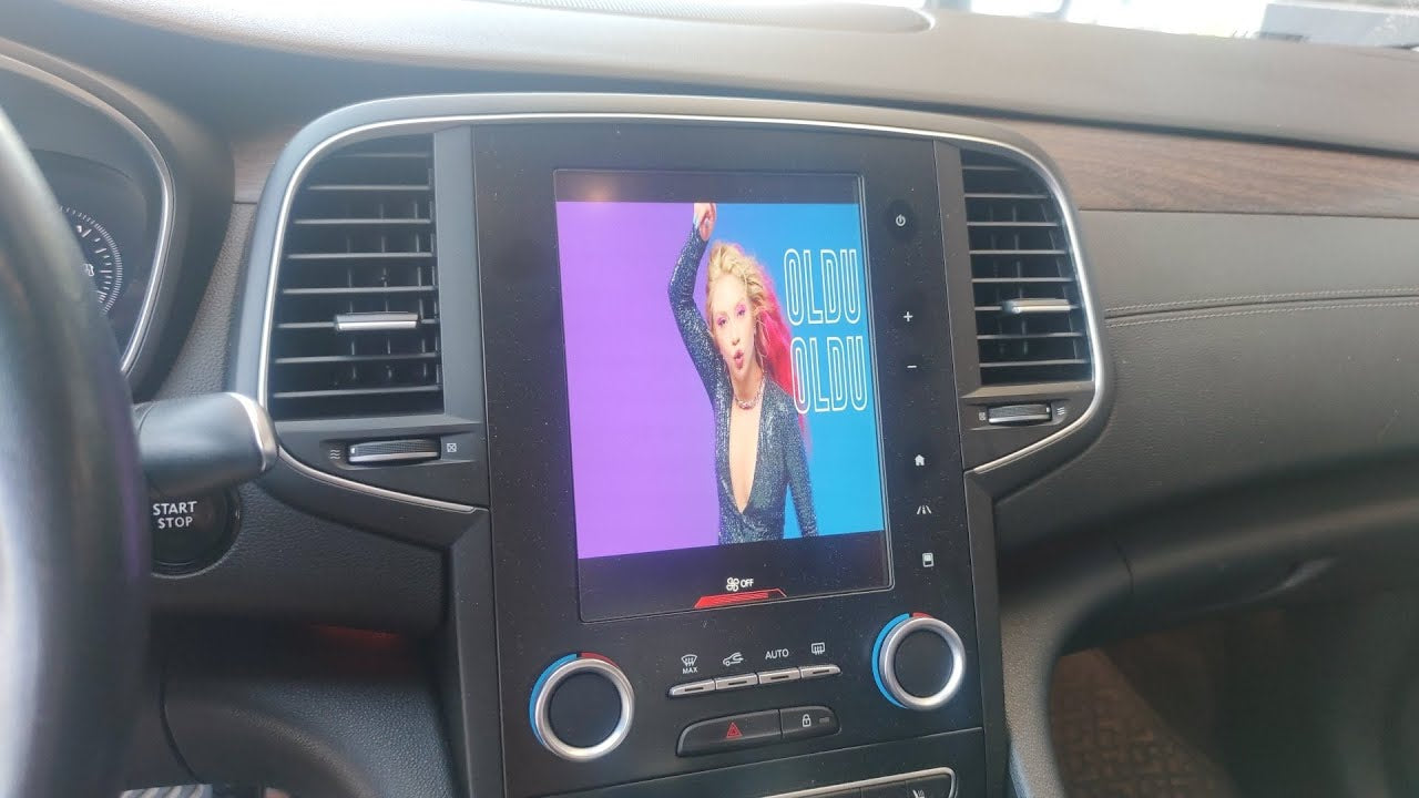 Youtube e Netflix AI-Box per Renault